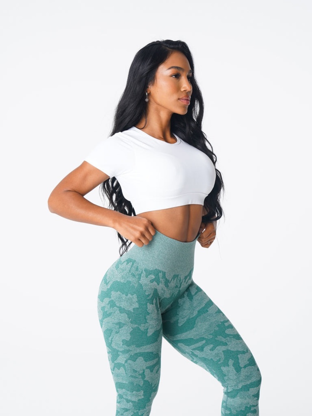 NVGTN Crop Top